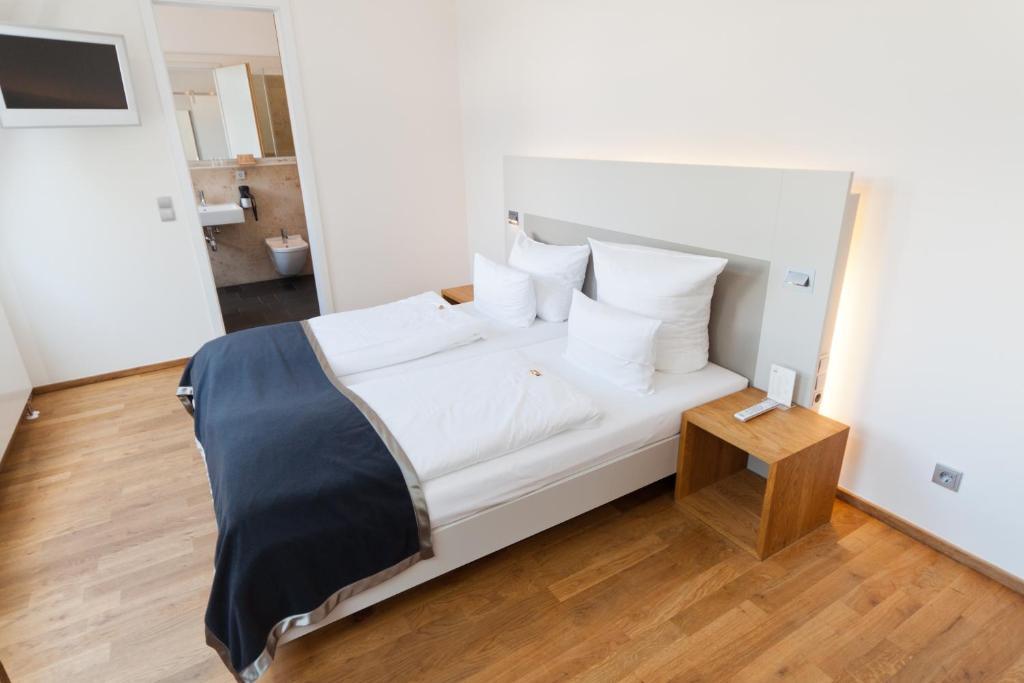 Double Room,1227834686:JPEG